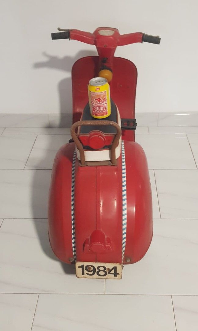 Vespa pedal car on sale