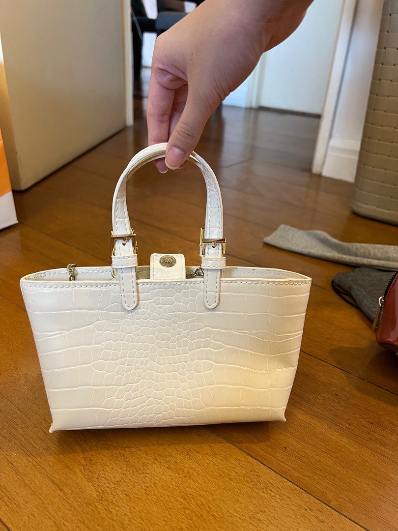 Zara White Purse Body Bag