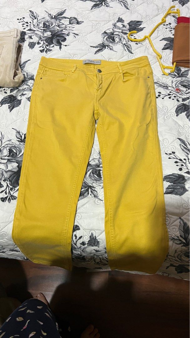 ZARA yellow skinny jeans (Category: Jeans) located in Quezon City. Submitted by sr_1521 (Listing ID 1256401737, Image 1). Description: Based on manual measurements Waist: 32 inches Length: 34 inches Rise: 10 inches .