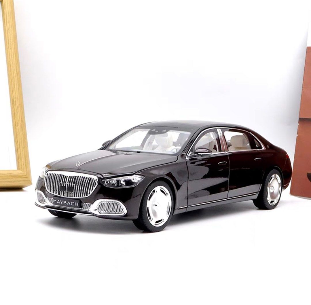 1/18 Norev Mercedes Maybach S680 - Swipe for colors (full opening