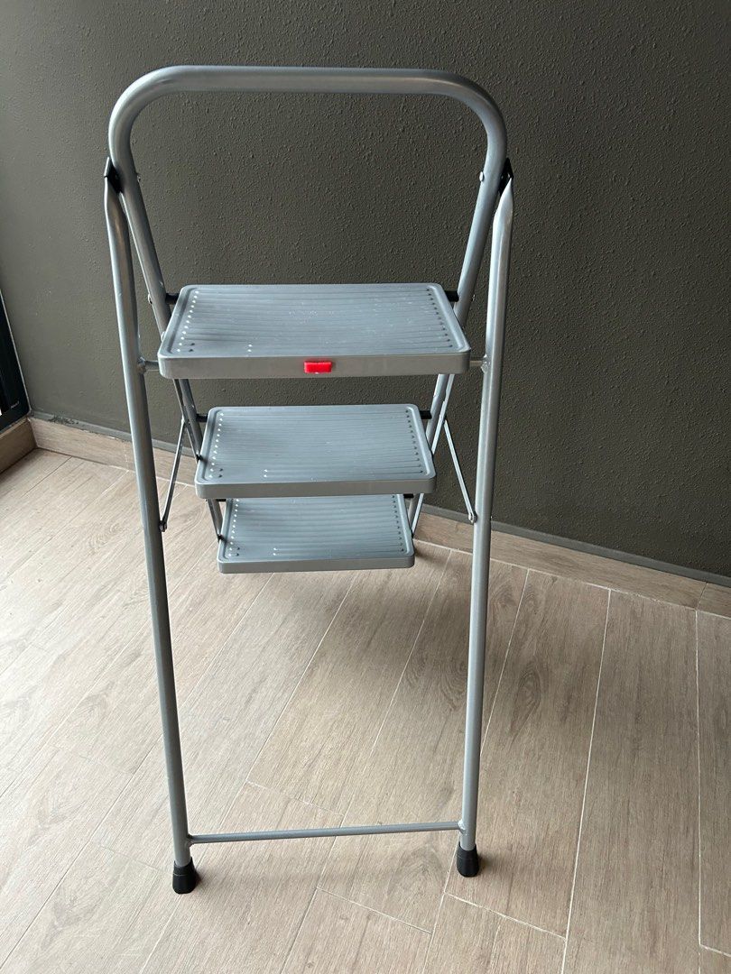 3 steps ladder, Furniture & Home Living, Home Improvement ...