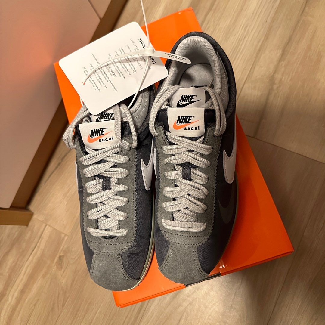 全新Sacai x Nike Zoom Cortez SP US10.5 Iron Grey, 男裝, 鞋, 波鞋
