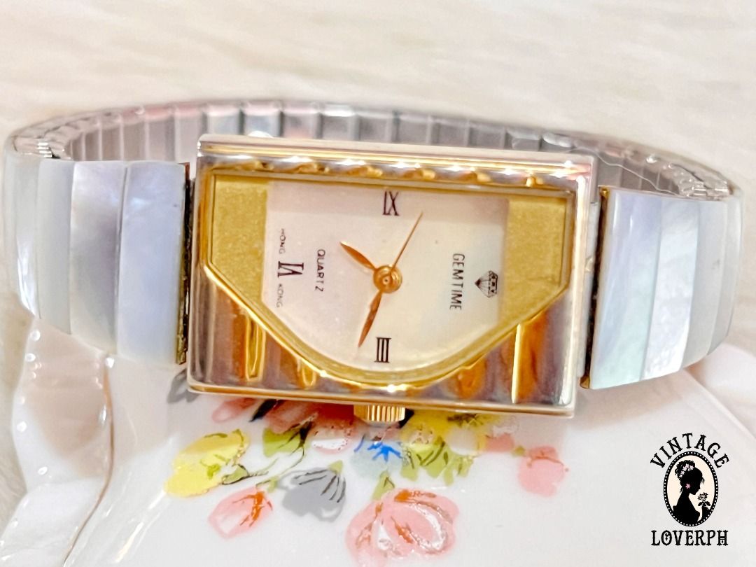 Vtg Gemtime Rectangular Goldtone MOP Stretch Band Ladies Watch