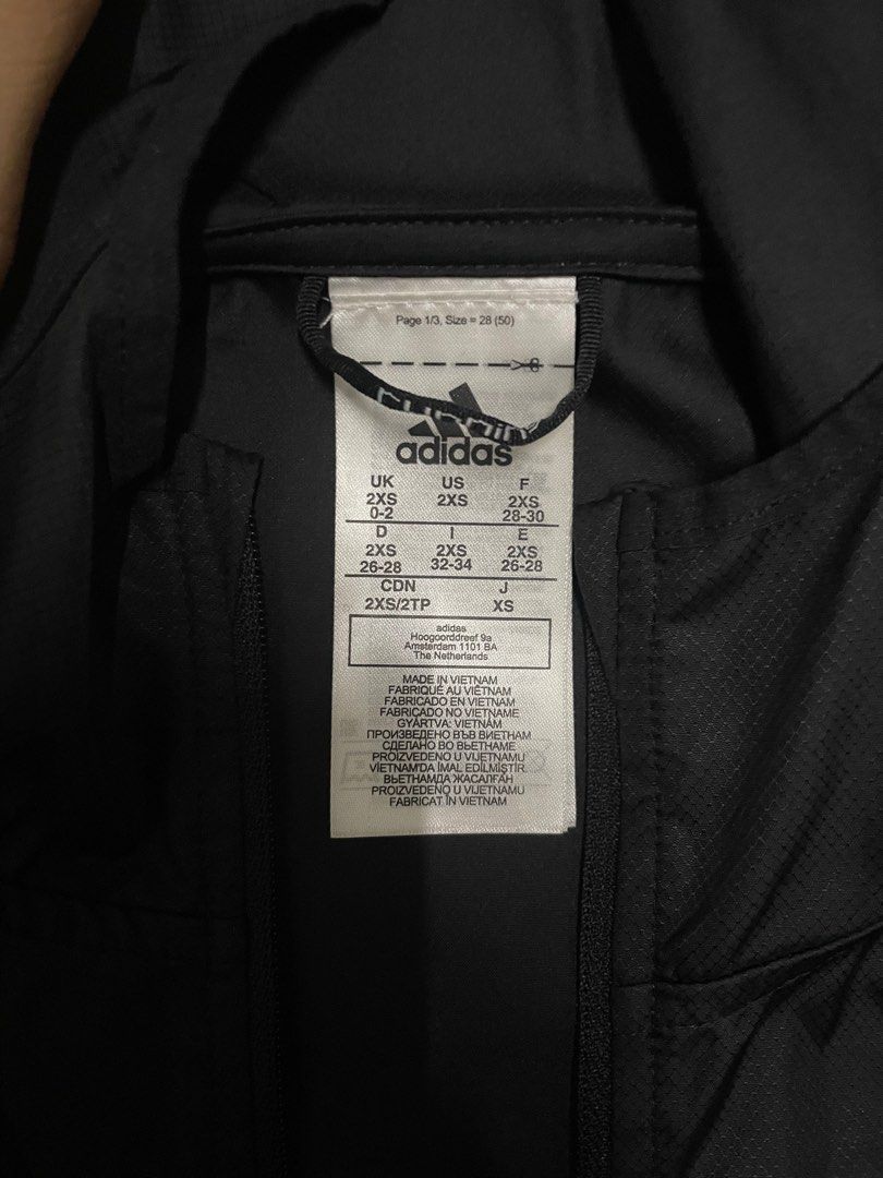 Adidas windbreaker on sale size chart