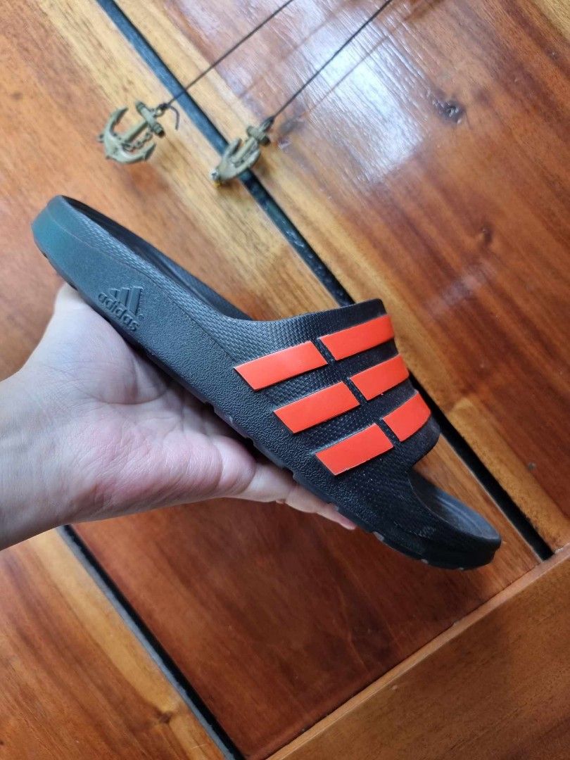 ADIDAS DURAMO SLIDES