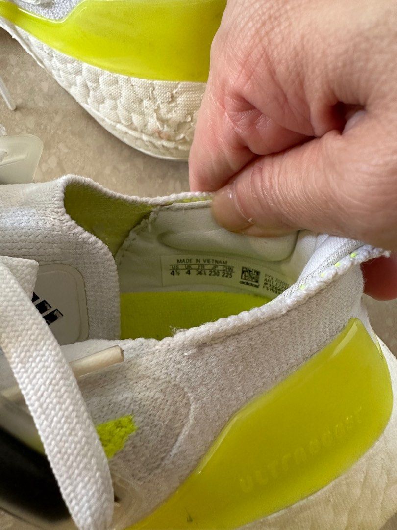 How to Whiten Yellow Soles on Sneakers - since wen