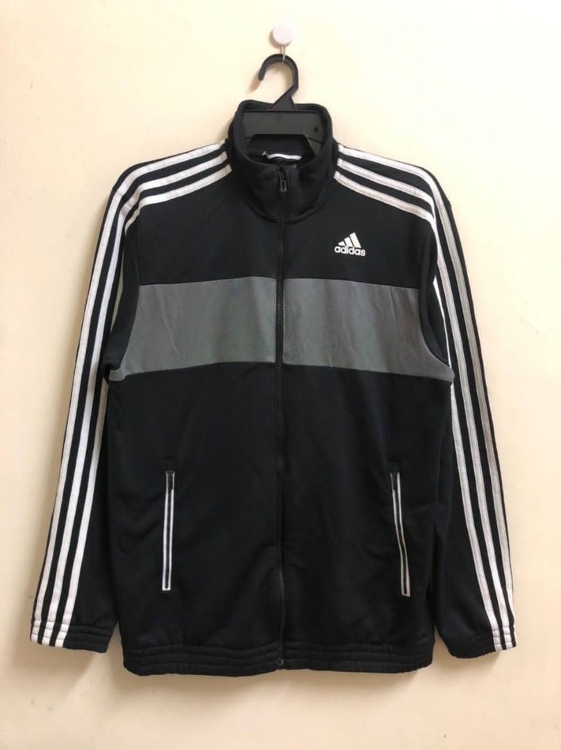 Adidas tractop, Women's Fashion, Activewear on Carousell