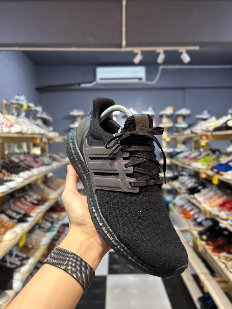 How to spot fake ultra boost triple black top
