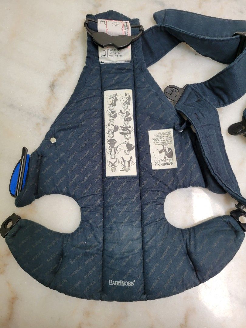 Baby Bjorn Carrier Original in Dark Blue Babies Kids Nursing