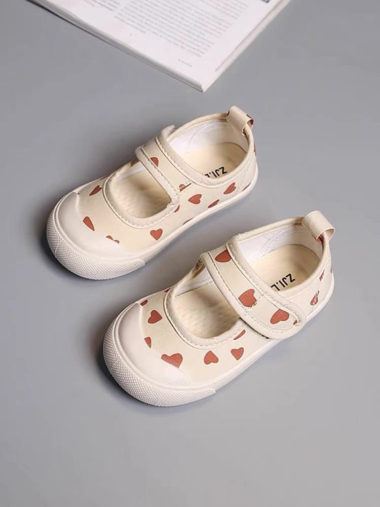 Girls shoes outlet at woolworths