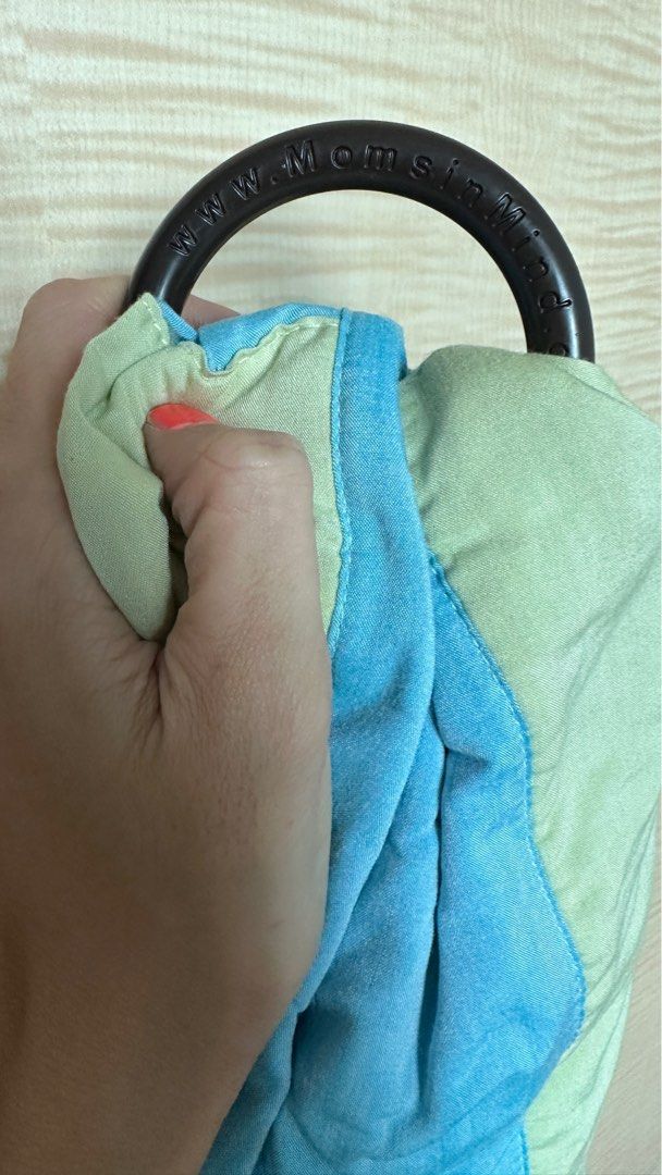 Baby sling from Moms in Mind Babies Kids Going Out Carriers Slings on Carousell