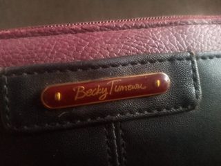 Becky Tumewu, dompet wanita