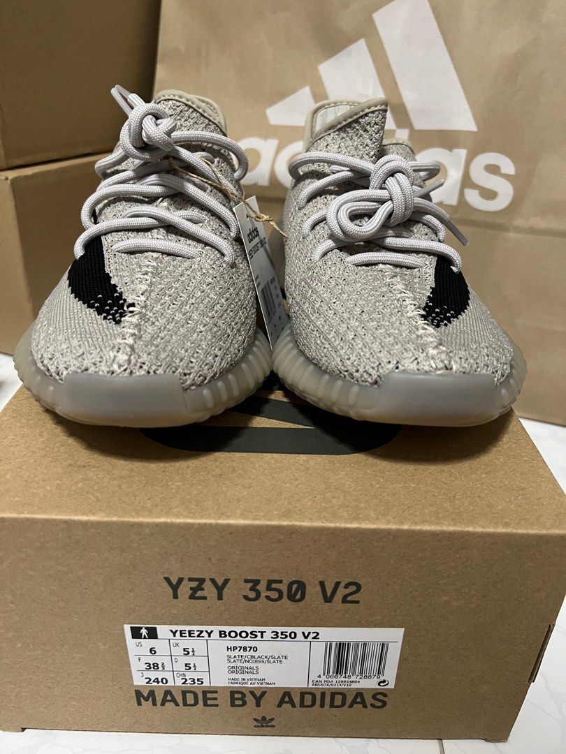Adidas yeezy boost 350 v2 zebra hot sale retail price