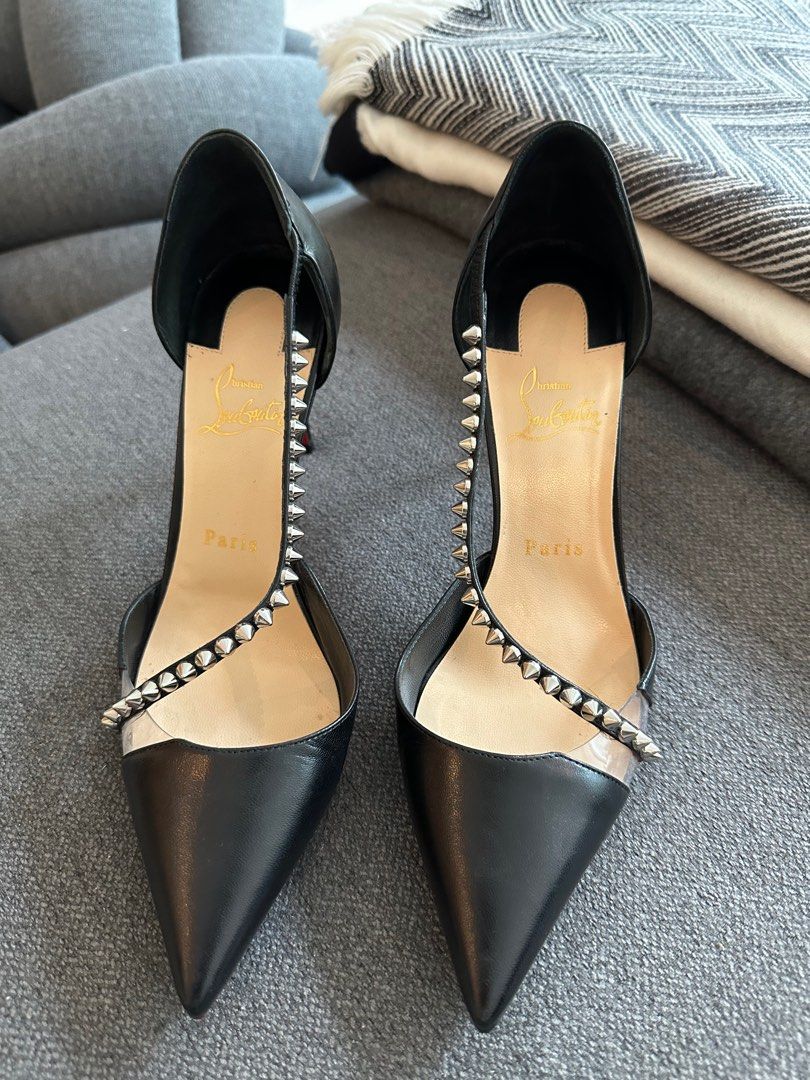 Black heels with silver studs top