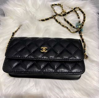 black sling/clutch bag