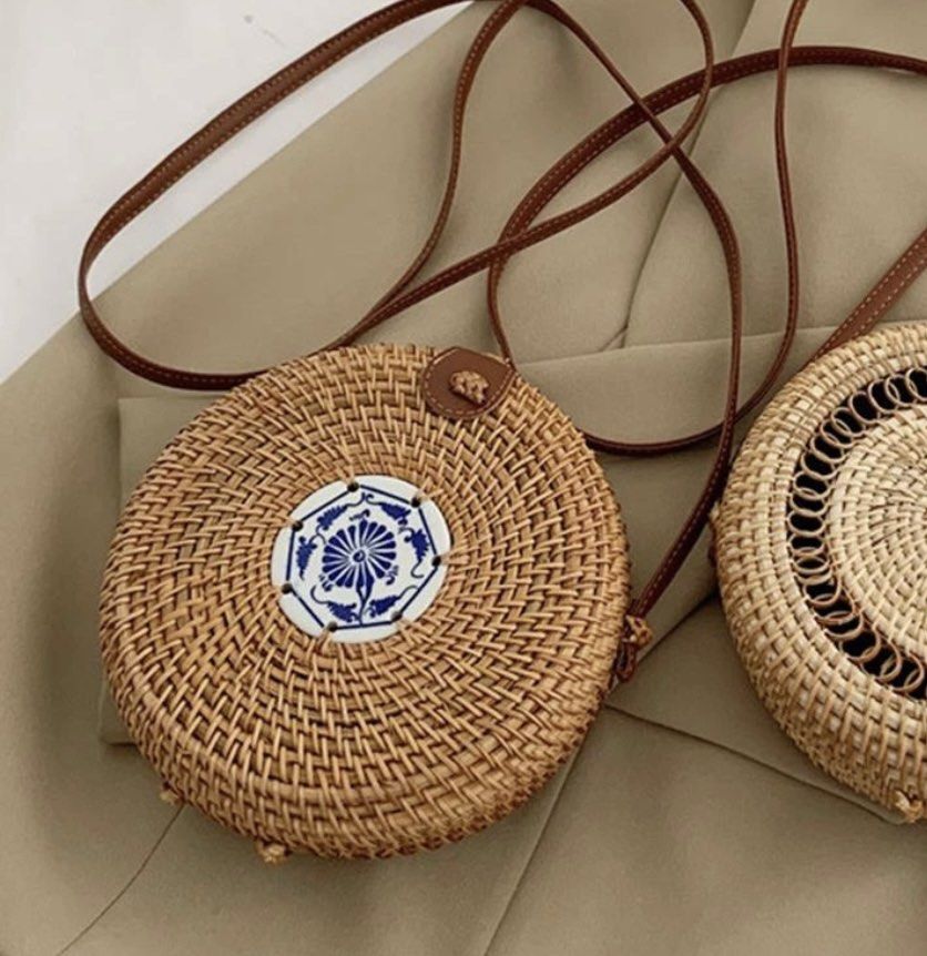 Rattan round outlet sling bag