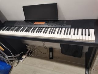 （分類：）位於 。 由 Easy.Piano 提交（商品編號 1256645576，圖片 1）。簡介： 。