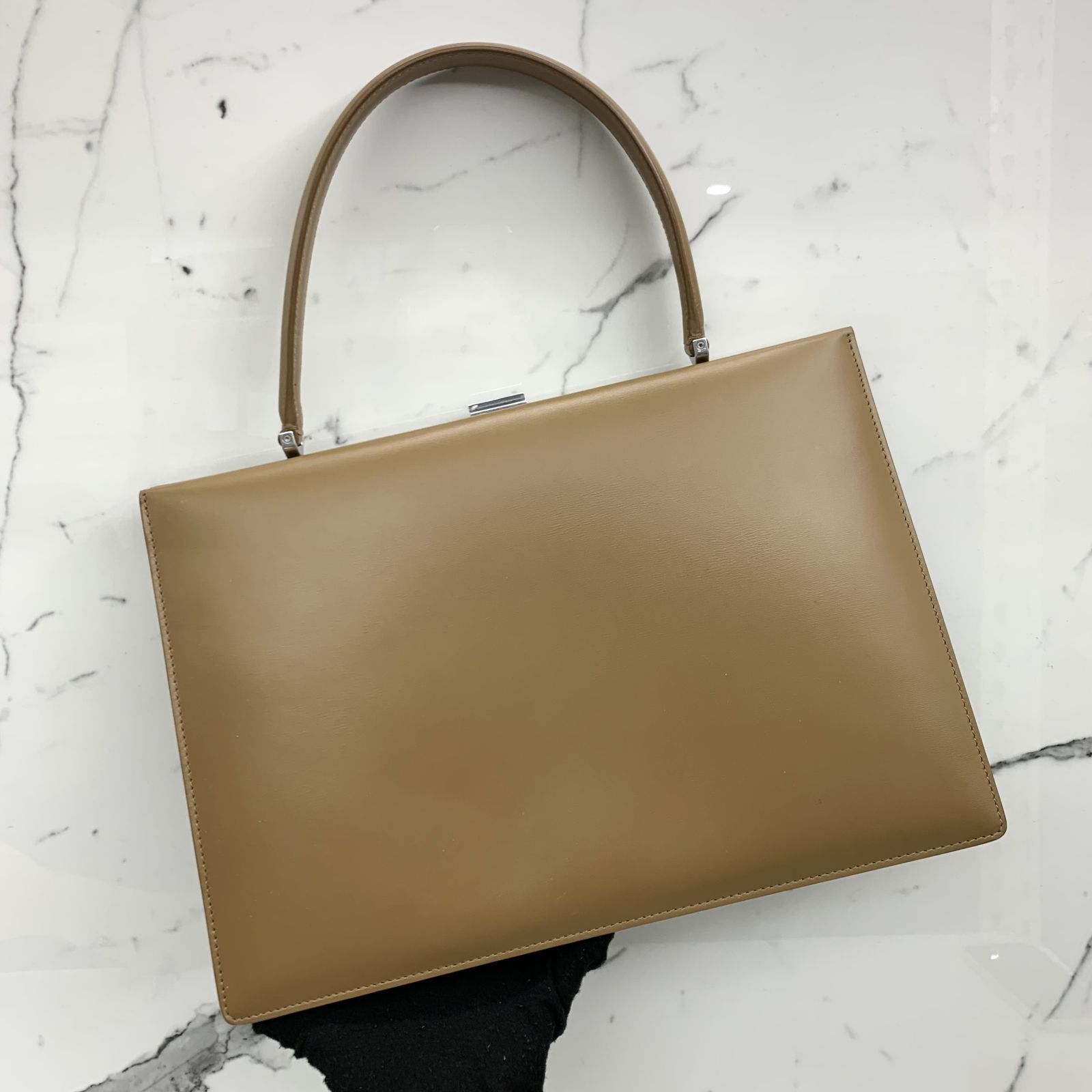 CELINE BROWN SMOOTH CLASP HANDBAG 237030361 WE Luxury Bags Wallets on Carousell