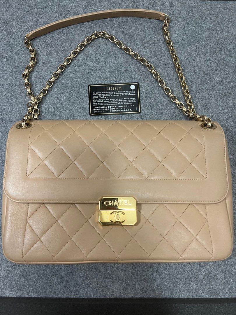 Chanel 2024 shoulder bag