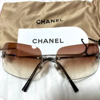 CHIC BLACK VERSUS BY VERSACE SUNGLASSES, Women's Fashion, Watches &  Accessories, Sunglasses & Eyewear on Carousell