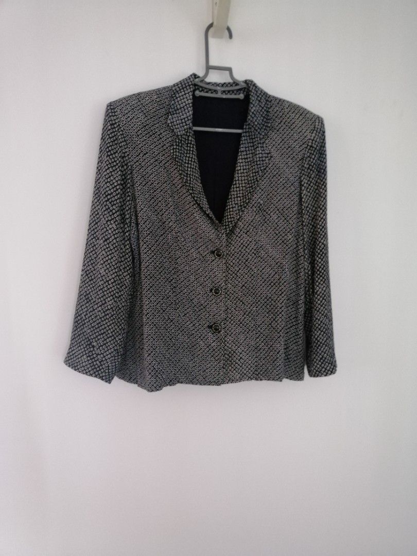 2 vintage high quality Classy blazers Women s Fashion Coats