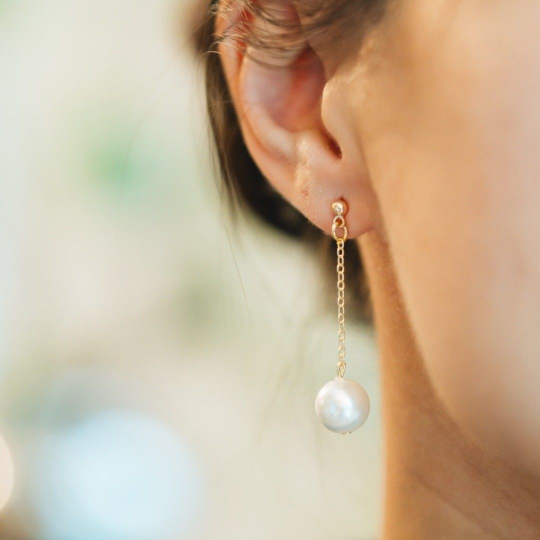 Chain drop pearl discount earrings