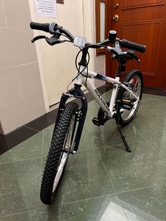 （分類：）位於 。 由 ivyeeki 提交（商品編號 1256563233，圖片 1）。簡介： 。