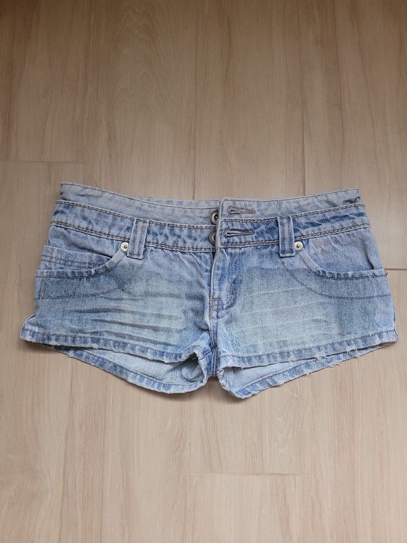 Denim Hot Pants Love | Hot pants, Denim, Ripped denim shorts