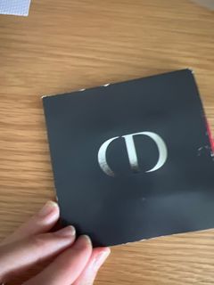 （分類：）位於 。 由 kuuluu 提交（商品編號 1256484408，圖片 1）。簡介： 。