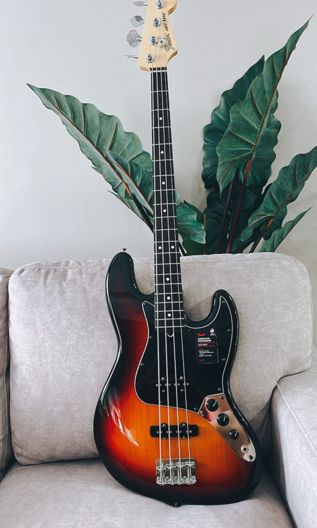Fender American Performer Jazz Bass Guitar, RW FB, 3-Tone Sunburst