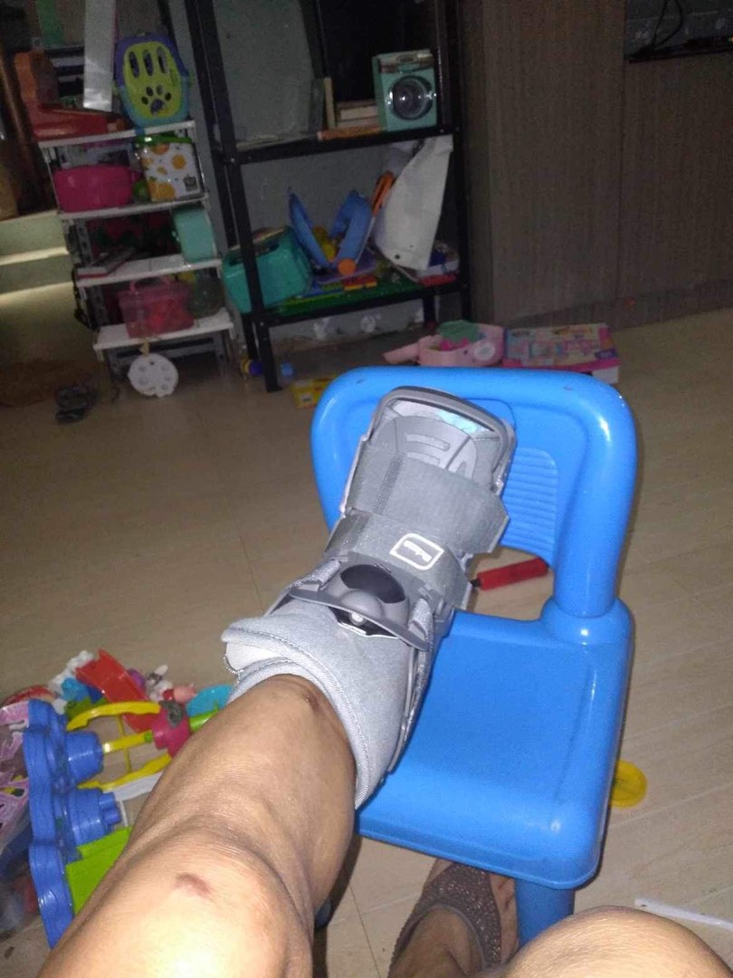 For Sale Used Air Cast Boot for Broken Foot, sprained ankle etc