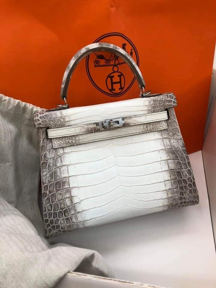 Hermes Himalayan Kelly 32, Luxury, Bags & Wallets on Carousell