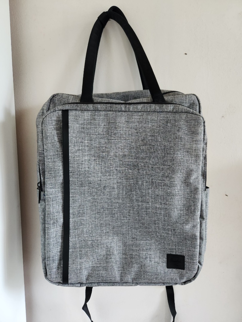 Herschel Travel Tote 18L Bag Raven Crosshatch colorway