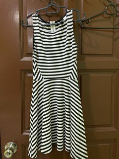 (Category: ) located in . Submitted by 1221preloved (Listing ID 1256607486, Image 1). Description: .