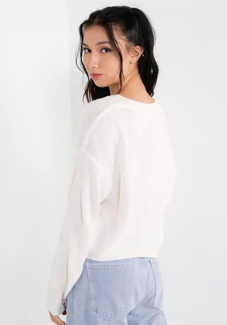 White v neck pullover cheap sweater