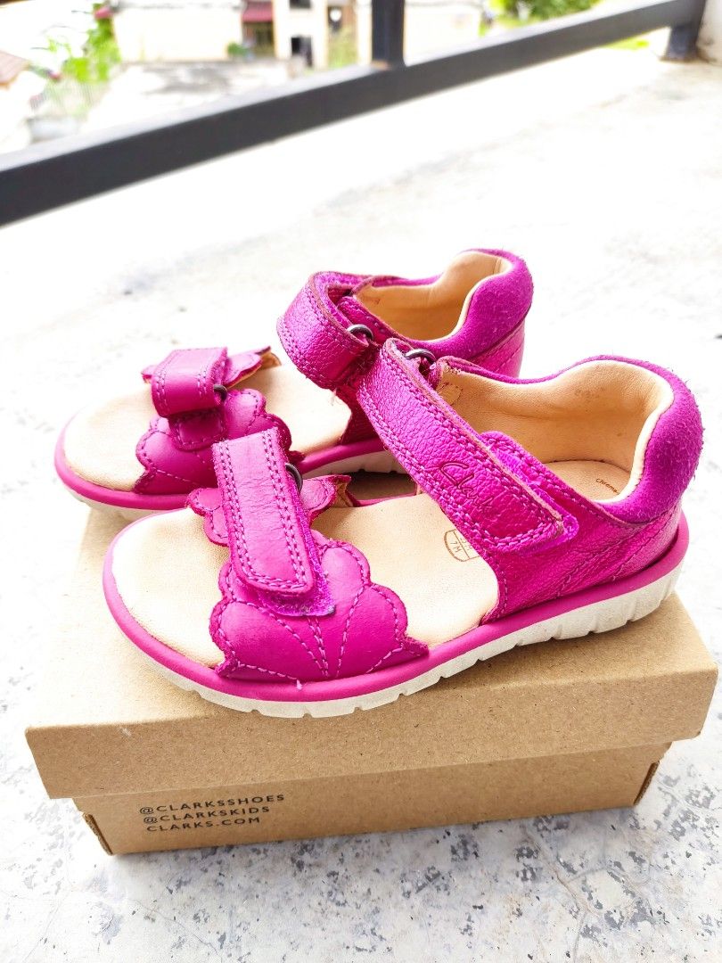 Clarks ladies pink sandals hotsell