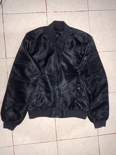 (Kategori: ) berada di . Dikirim oleh zaiiinstuff (ID iklan 1256570828, Gambar 1). Deskripsi: .