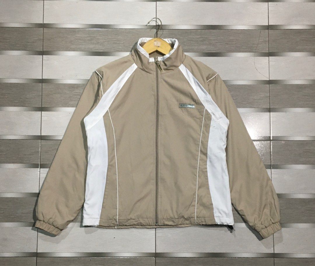Jaket Sport By R.K Sports Fesyen Pria Pakaian Lainnya di Carousell