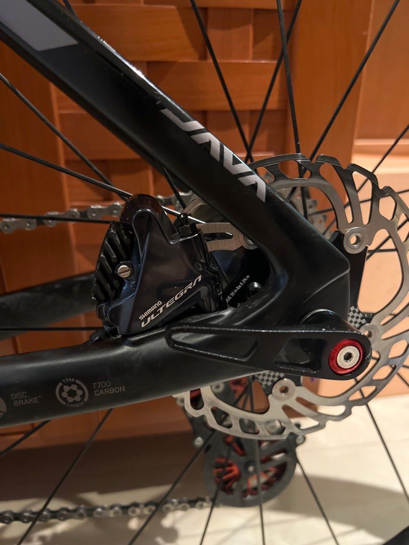Java vesuvio 2021 (Category: Bicycles) located in Singapore. Submitted by c.atlantic (Listing ID 1256468927, Image 4). Description: java vesuvio 2021 x11 speed - princeton carbon works wake 6560 - Grand Prix 5000 front&back tyre - tripeak ceramic BB ( non creak version ) - fully hydraulic ultegra brake system - 105/Ultegra groupset : ultegra shifters : 105 crankset : 105 front & back derailleur - fizik adaptive R3 saddle - ciclovation advanced ba