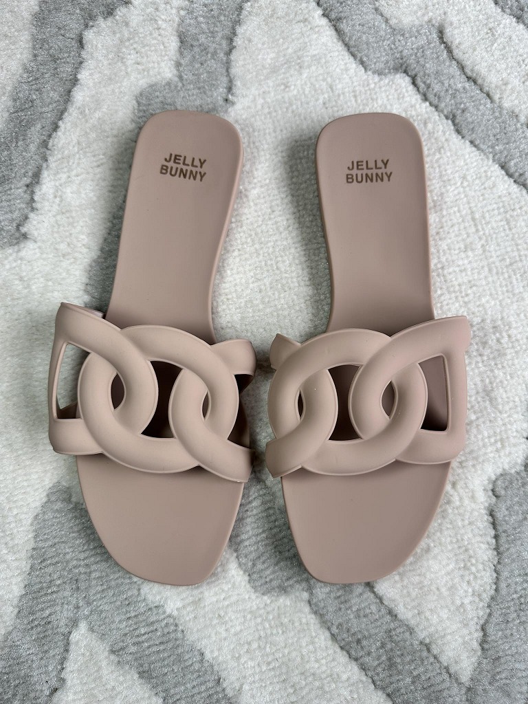 Jelly Bunny Grase Glis Flats Sandals 37 38 Women s Fashion Footwear Flats Sandals on Carousell