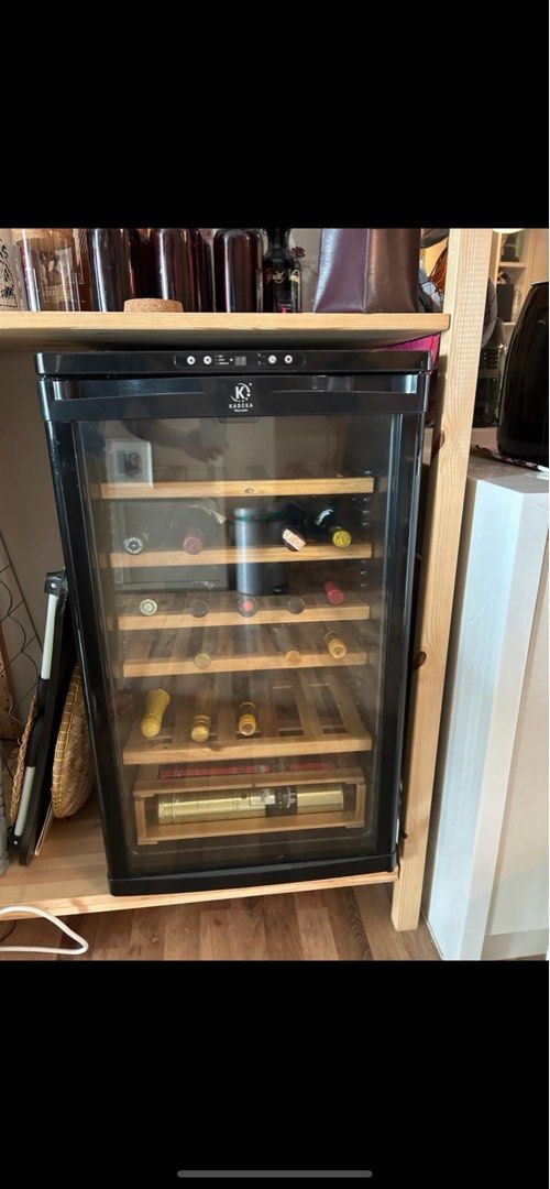 Kadeka Wine Chiller, TV & Home Appliances, Kitchen Appliances, Wine