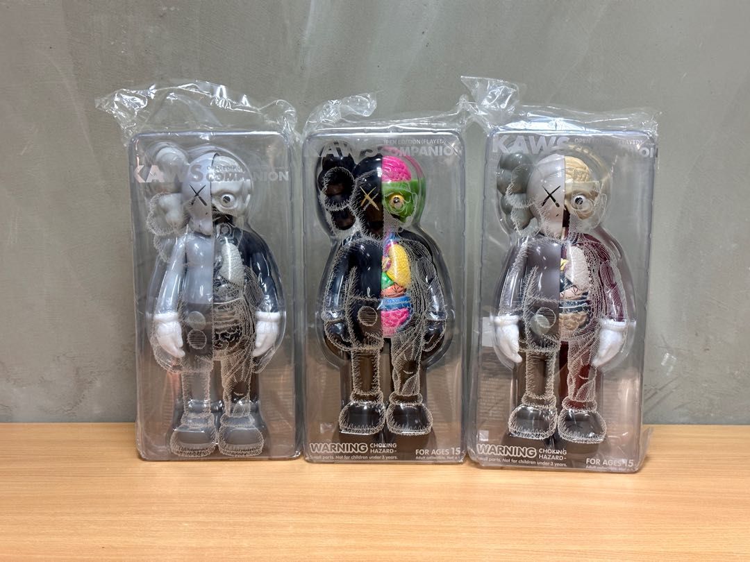 未開封 KAWS COMPANION OPEN EDITION FLAYED BLACK KAWS COMPANION FLAYED OPEN EDITION 未開封 KAWS Companion Flayed