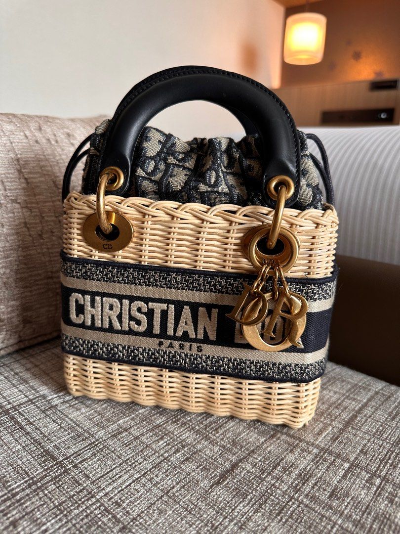 Christian dior mini lady dior bag on sale