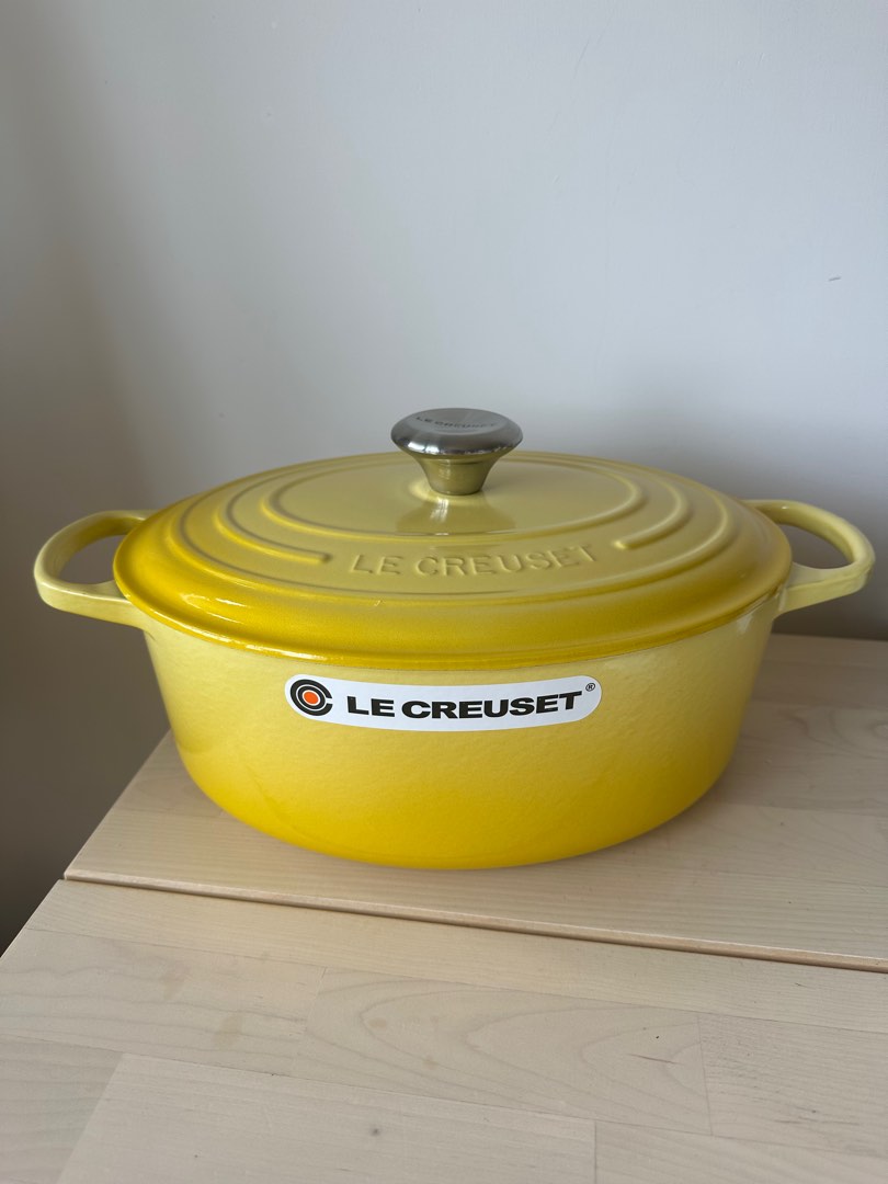 全新Le Creuset oval casserole soleil 29cm, 傢俬＆家居, 廚具和餐具