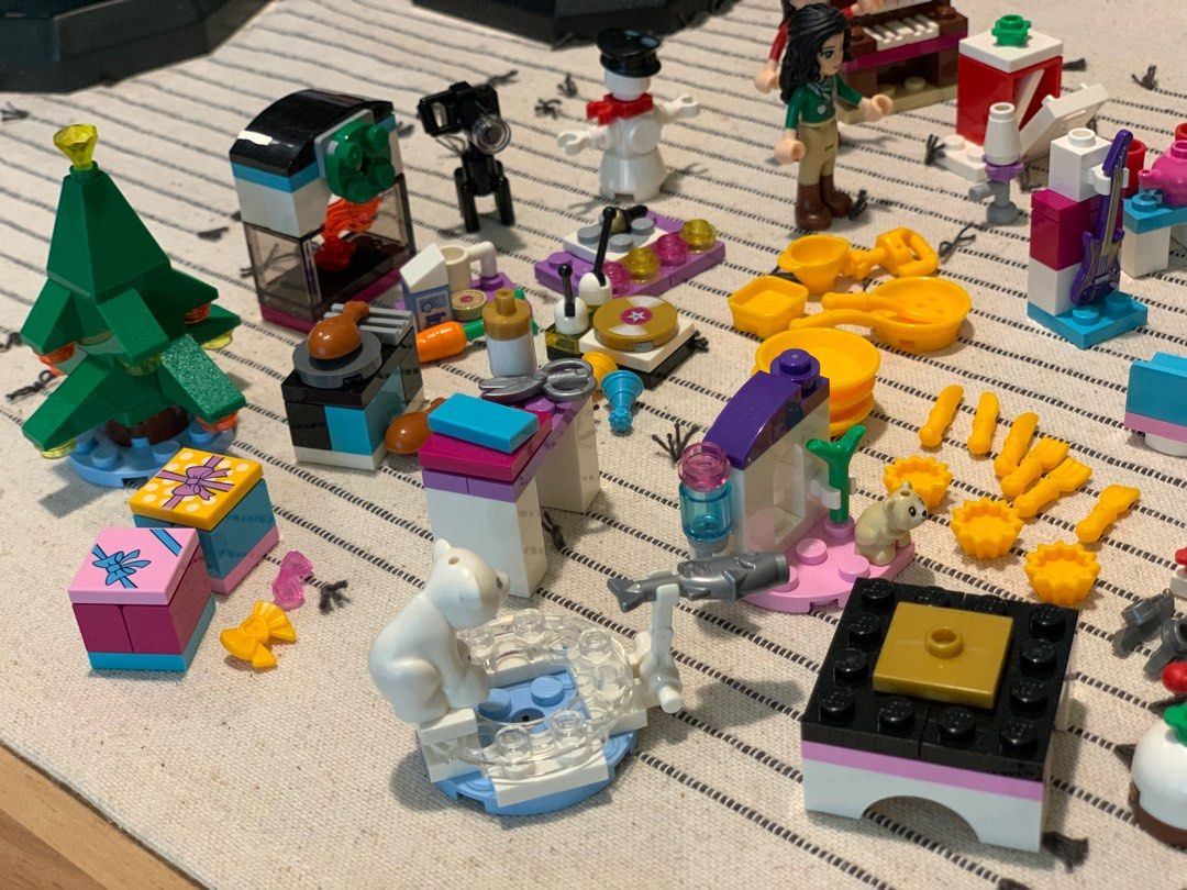 Lego friends store advent calendar 2017
