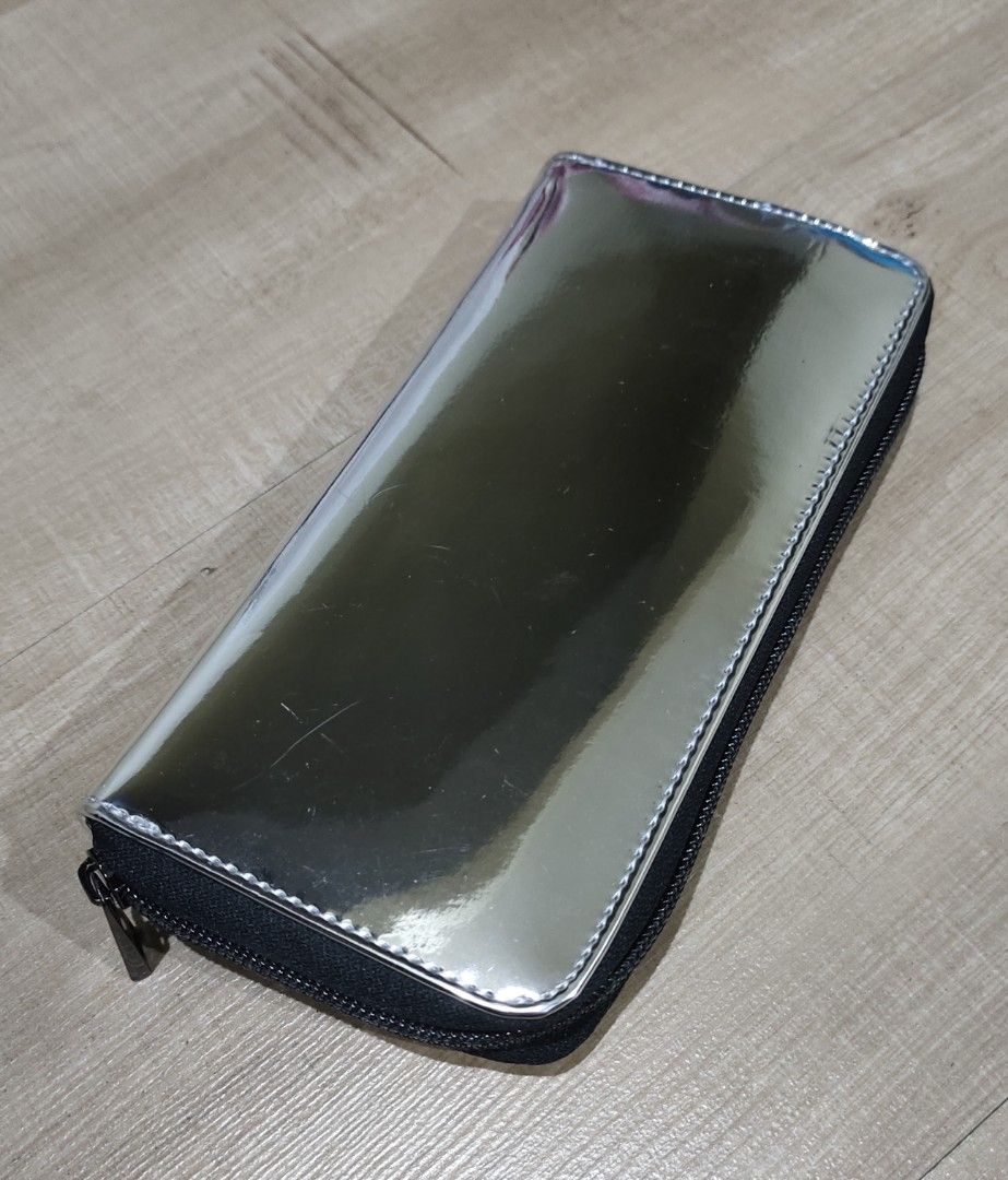 Lonsdale purse/wallet, Men's Fashion, Bags, Belt bags, Clutches and