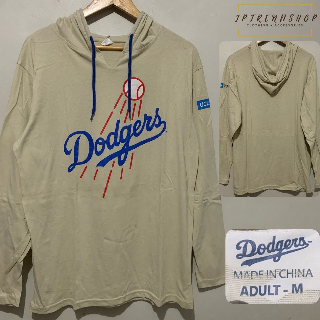 LA Dodgers Gray Sweater, Men's Fashion, Tops & Sets, Hoodies on Carousell