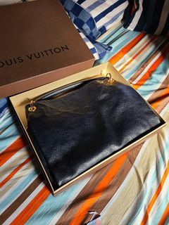 LV Louis Vuitton Artsy GM, Luxury, Bags & Wallets on Carousell