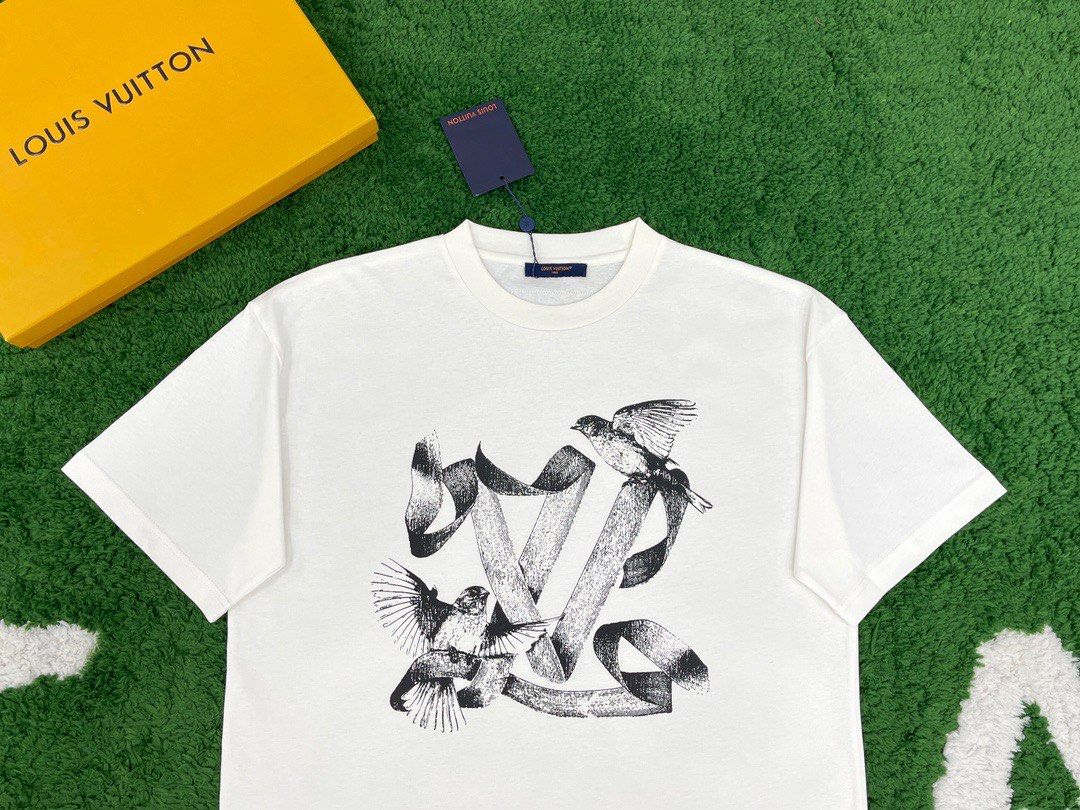 Lv Nigo T-Shirt, Luxury, Apparel on Carousell