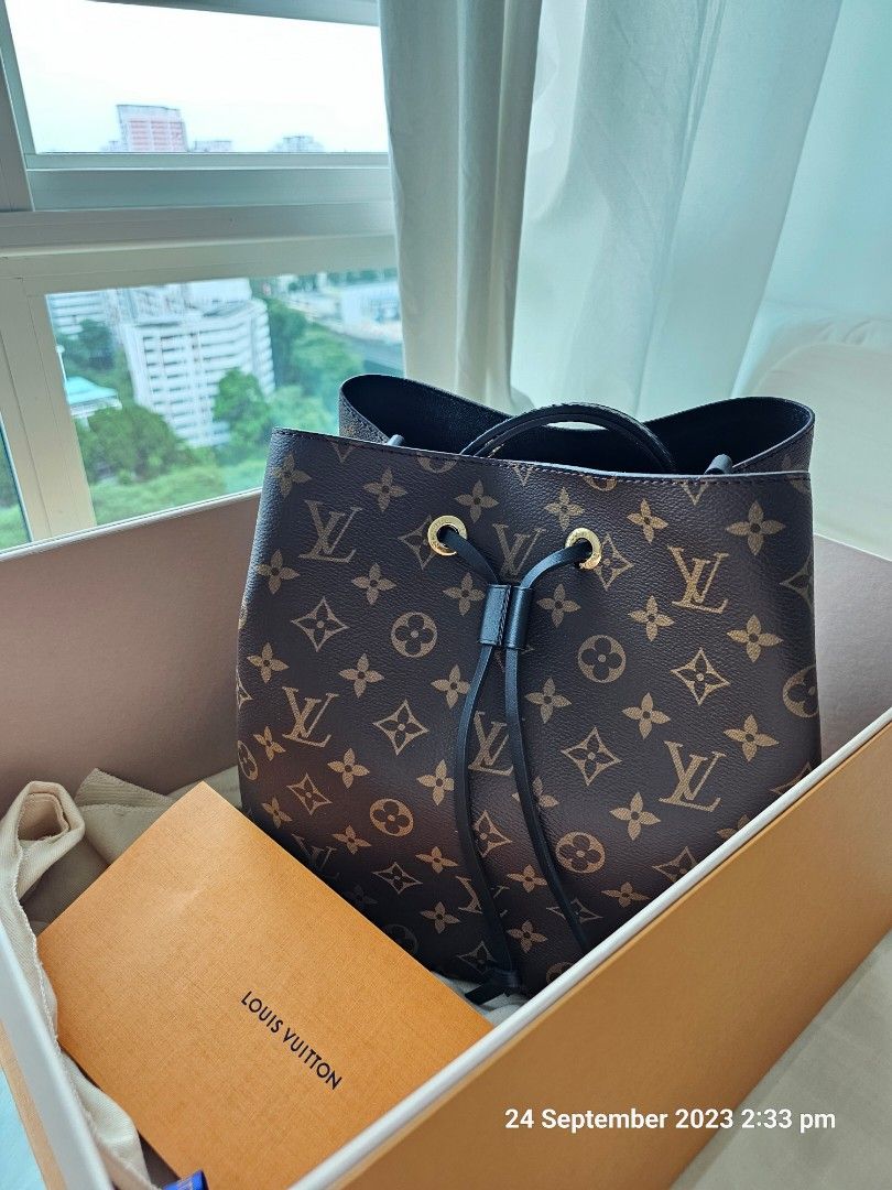 Louis Vuitton NeoNoe MM bag, Women's Fashion, Bags & Wallets, Shoulder Bags  on Carousell